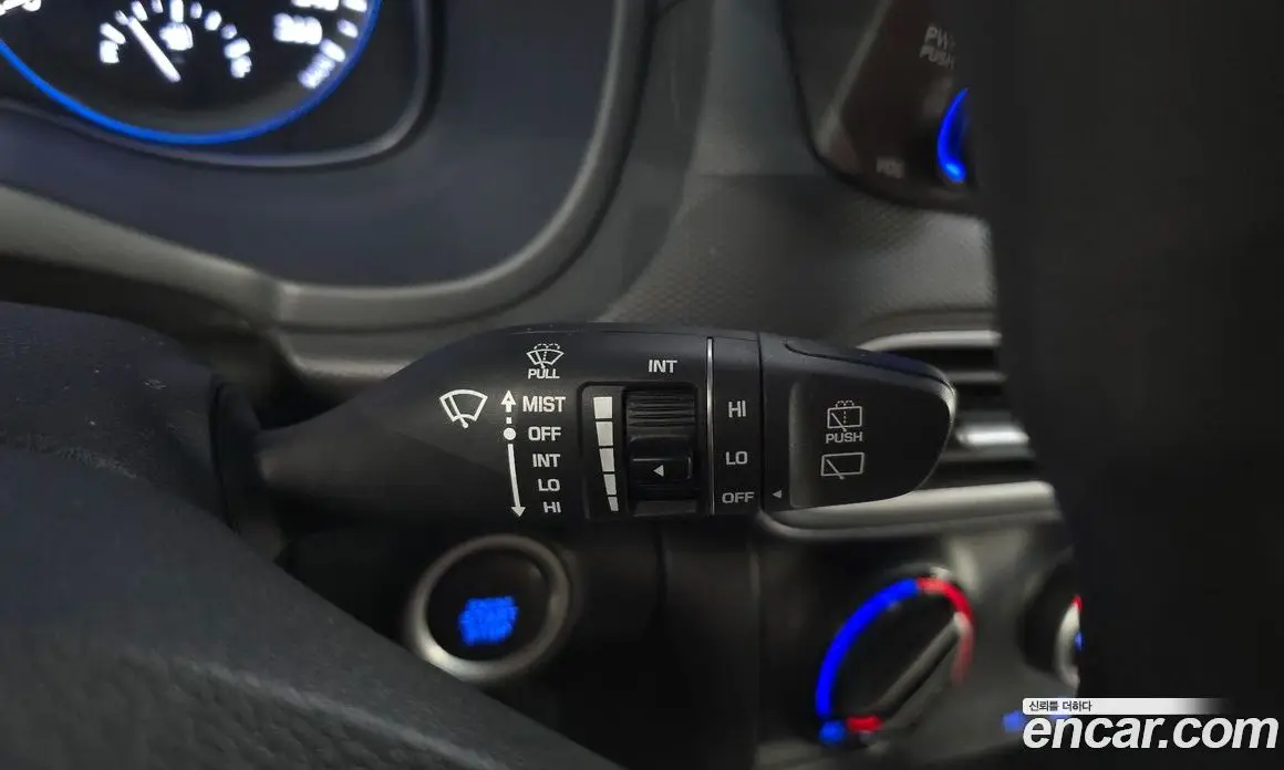 Hyundai Kona 2018 1.6 автомат (гидро), фото 17