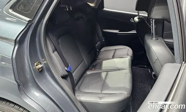 Hyundai Kona 2021 1.6 автомат (гидро), миниатюра 11