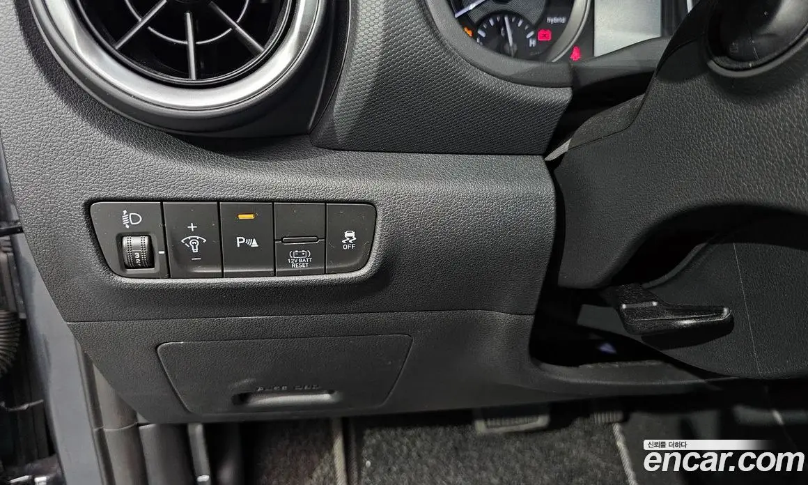 Hyundai Kona 2021 1.6 автомат (гидро), фото 16