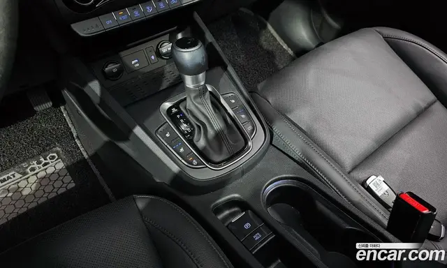 Hyundai Kona 2021 1.6 автомат (гидро), миниатюра 9