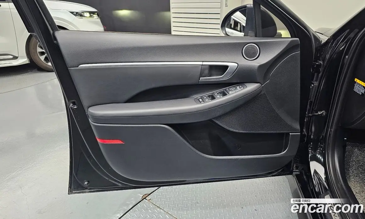 Hyundai Sonata 2019 2.0 автомат (гидро), фото 13
