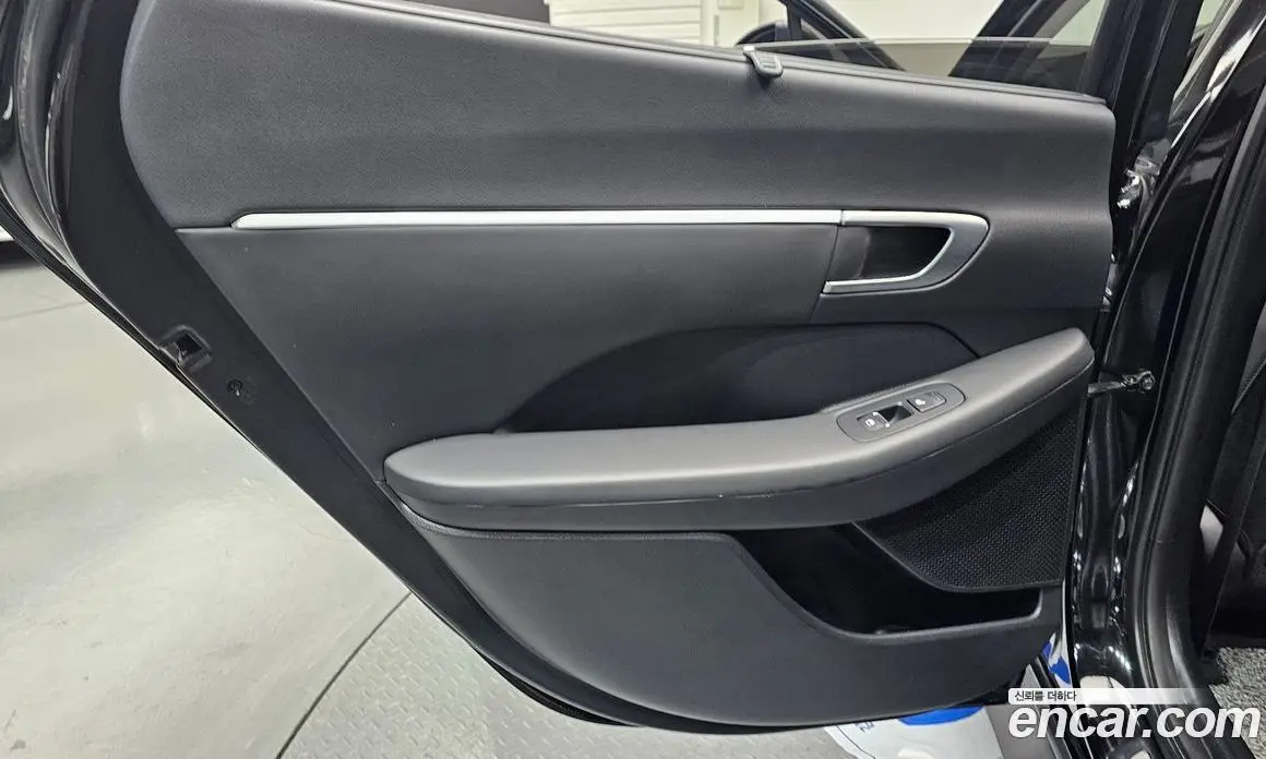 Hyundai Sonata 2019 2.0 автомат (гидро), фото 14