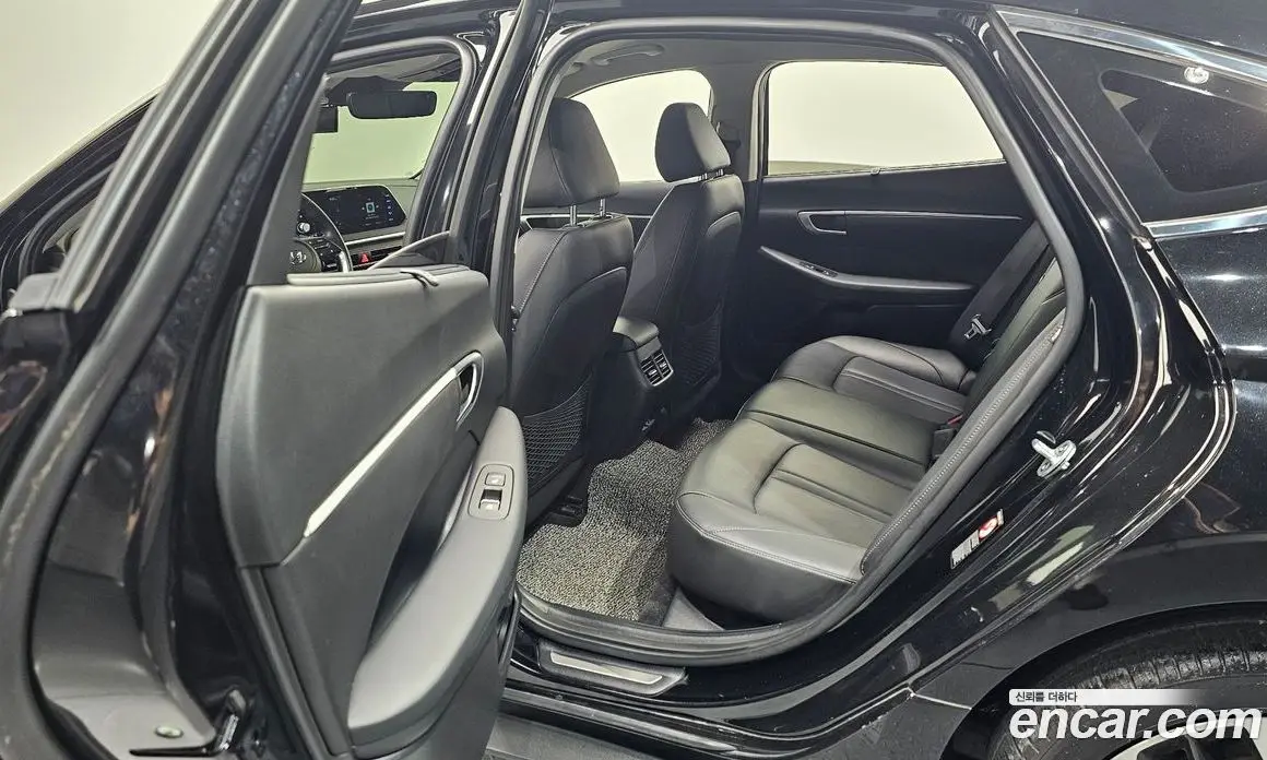 Hyundai Sonata 2019 2.0 автомат (гидро), фото 15
