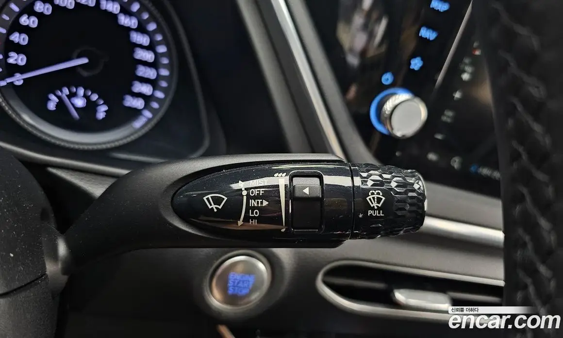 Hyundai Sonata 2019 2.0 автомат (гидро), фото 23