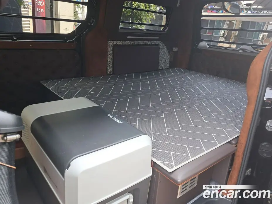 Hyundai Starex 2018 2.5 автомат (гидро), фото 12 Hyundai Starex 2018 2.5 автомат (гидро), фото 12