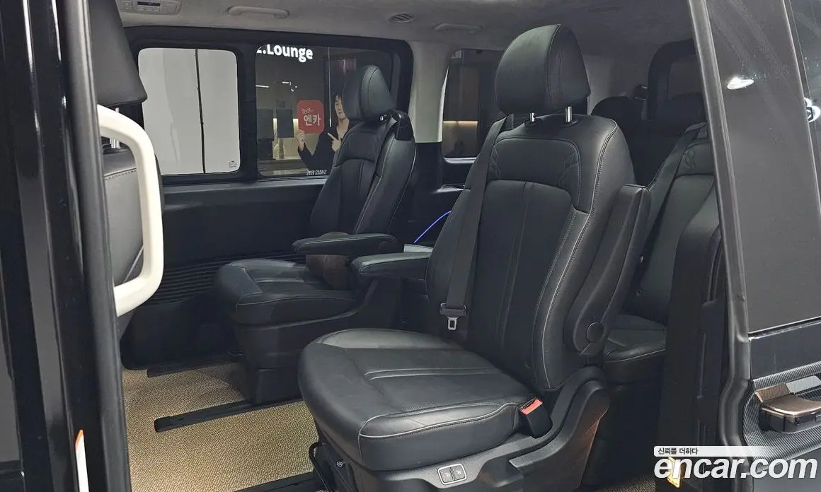 Hyundai Staria 2024 1.6 автомат (гидро), фото 15