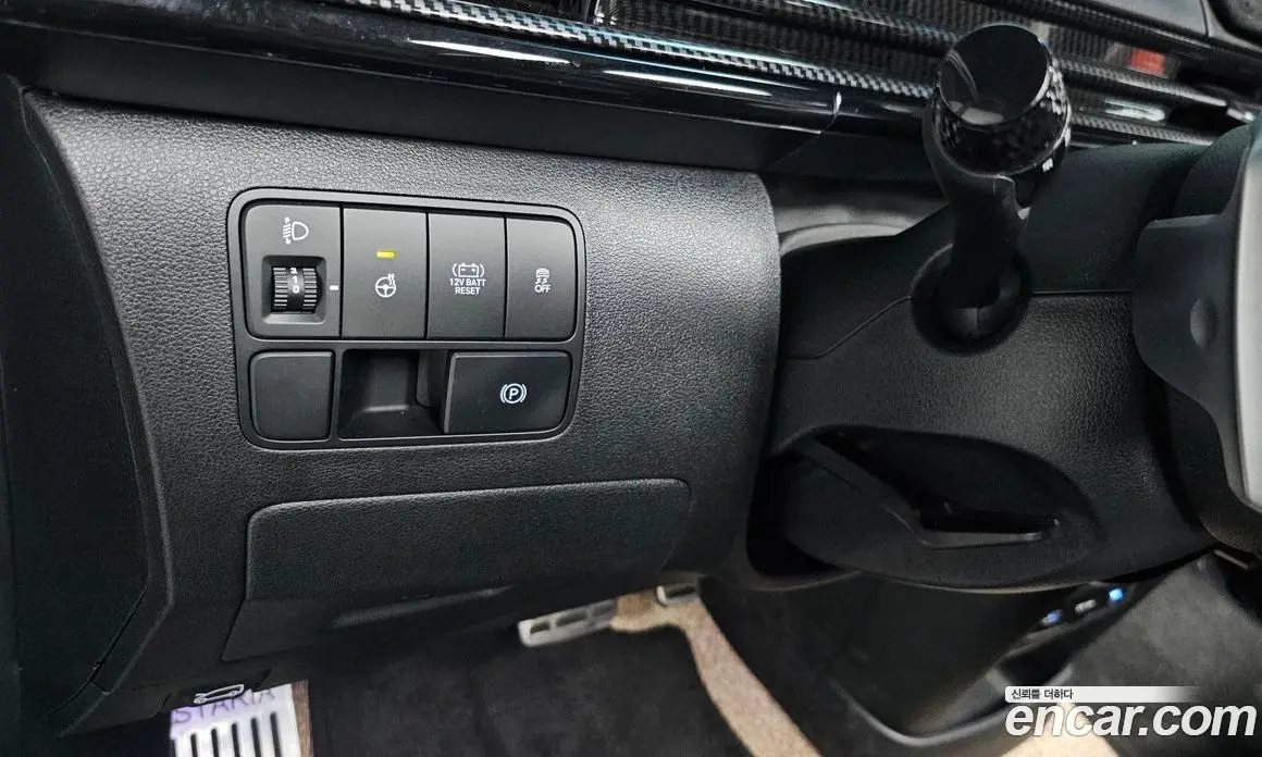 Hyundai Staria 2024 1.6 автомат (гидро), фото 25