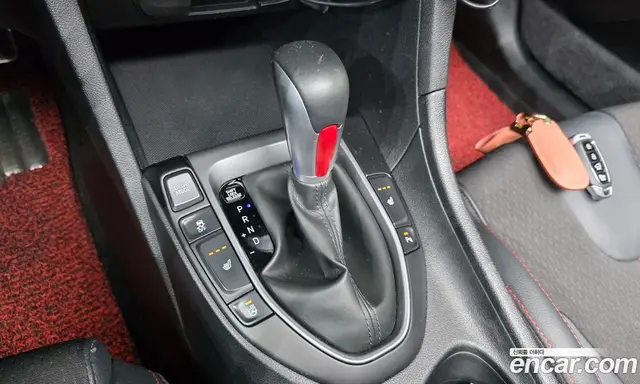 Hyundai Veloster 2018 1.6 автомат (гидро), миниатюра 12