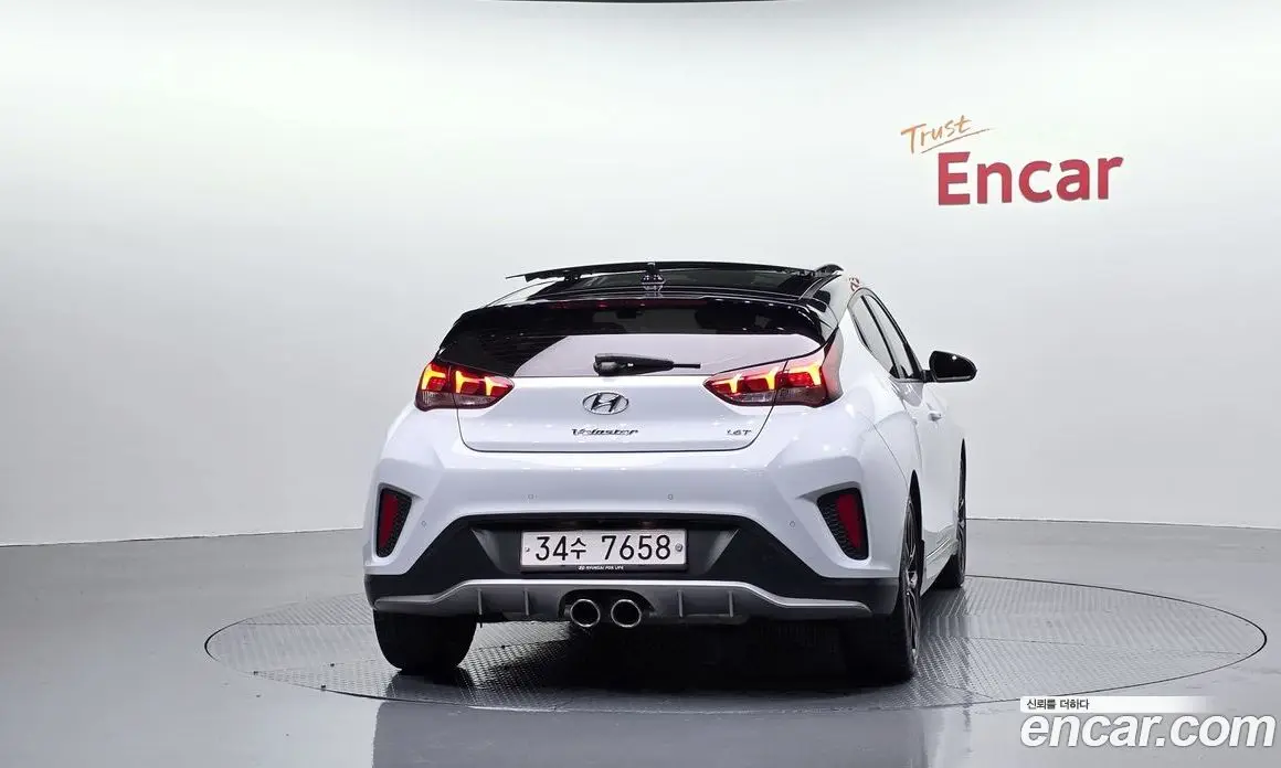 Hyundai Veloster 2018 1.6 автомат (гидро), фото 4