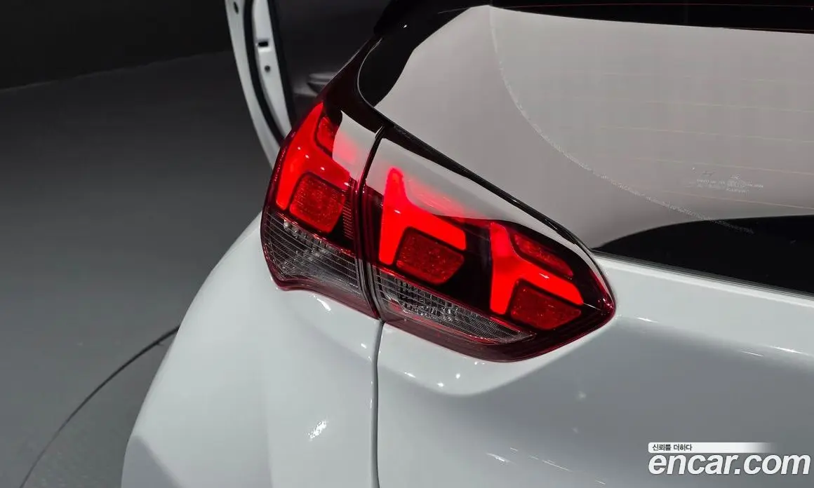 Hyundai Veloster 2018 1.6 автомат (гидро), фото 9