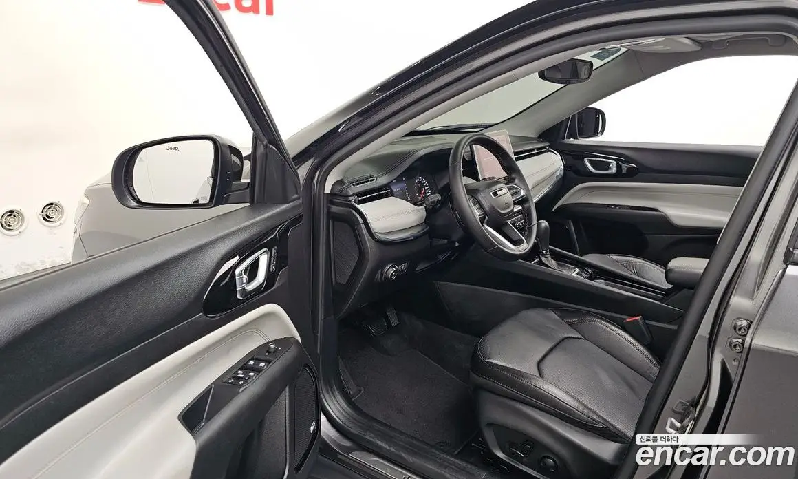 Jeep Compass 2022 2.4 автомат (гидро), фото 12 Jeep Compass 2022 2.4 автомат (гидро), фото 12