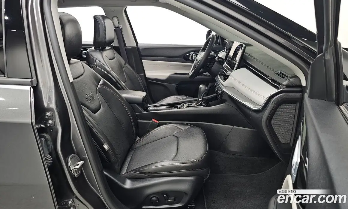 Jeep Compass 2022 2.4 автомат (гидро), фото 16 Jeep Compass 2022 2.4 автомат (гидро), фото 16