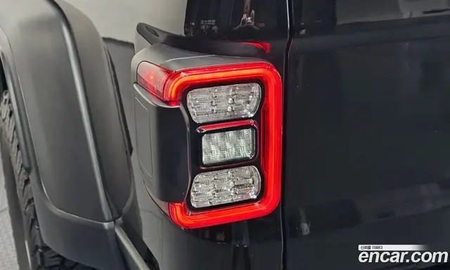 Jeep Gladiator 2021 3.6 автомат (гидро), миниатюра 8 Jeep Gladiator 2021 3.6 автомат (гидро), миниатюра 8