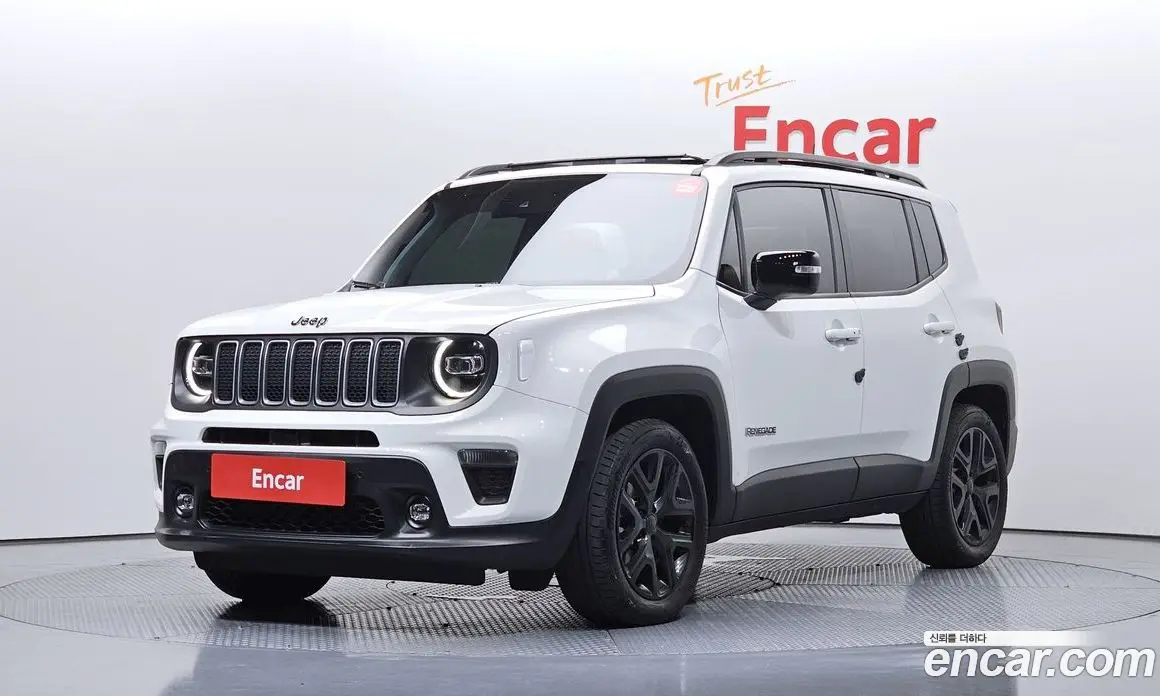 Jeep Renegade 2023 1.3 автомат (гидро), фото 1 Jeep Renegade 2023 1.3 автомат (гидро), фото 1
