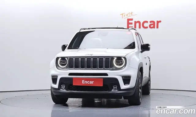 Jeep Renegade 2023 1.3 автомат (гидро), миниатюра 3 Jeep Renegade 2023 1.3 автомат (гидро), миниатюра 3