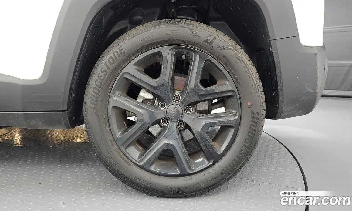 Jeep Renegade 2023 1.3 автомат (гидро), фото 7 Jeep Renegade 2023 1.3 автомат (гидро), фото 7