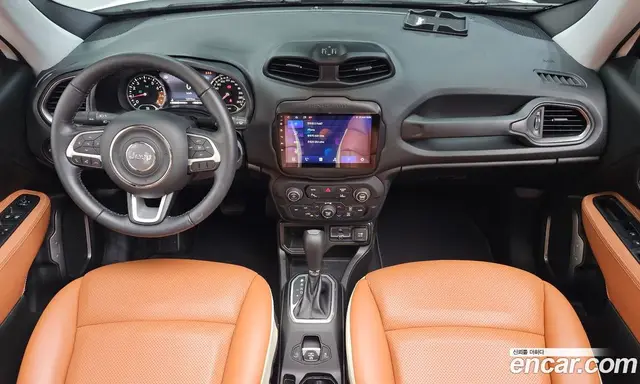 Jeep Renegade 2023 1.3 автомат (гидро), миниатюра 10 Jeep Renegade 2023 1.3 автомат (гидро), миниатюра 10
