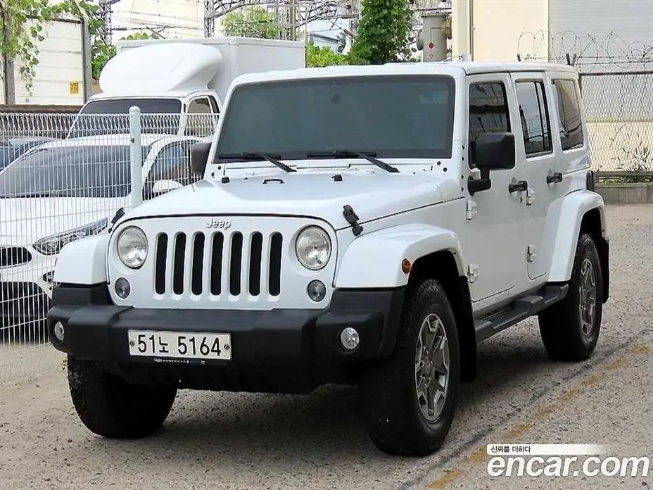 Jeep Wrangler 2015 2.8 автомат (гидро), фото 2 Jeep Wrangler 2015 2.8 автомат (гидро), фото 2