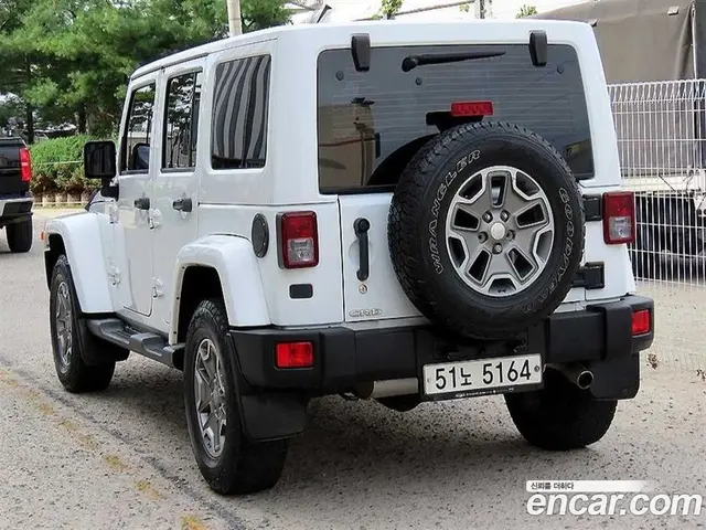 Jeep Wrangler 2015 2.8 автомат (гидро), миниатюра 3 Jeep Wrangler 2015 2.8 автомат (гидро), миниатюра 3