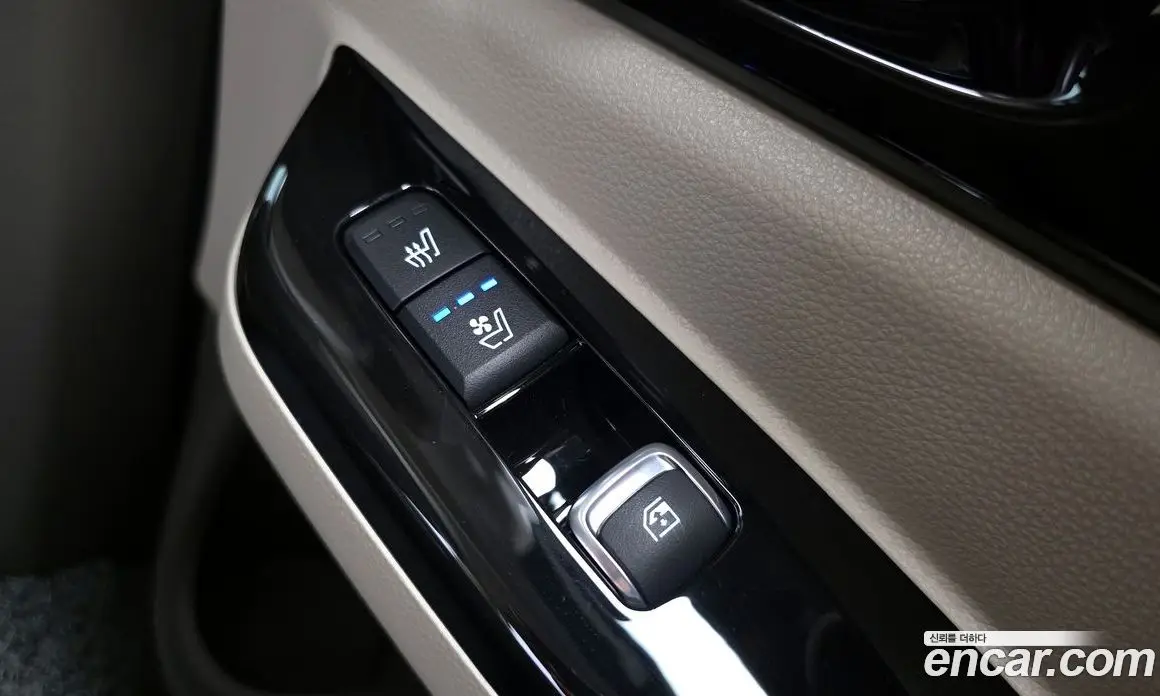 Kia Carnival 2023 2.2 автомат (гидро), фото 30 Kia Carnival 2023 2.2 автомат (гидро), фото 30