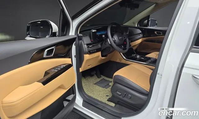 Kia Carnival 2023 3.5 автомат (гидро), миниатюра 10 Kia Carnival 2023 3.5 автомат (гидро), миниатюра 10