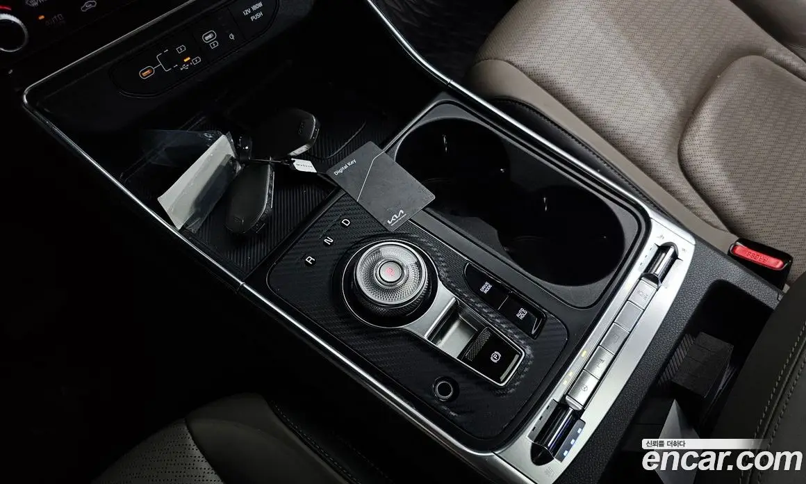 Kia Carnival 2024 1.6 автомат (гидро), фото 11