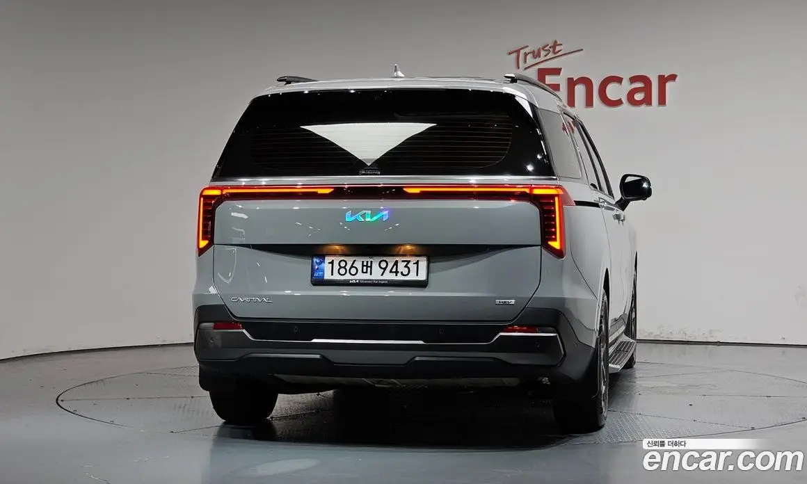 Kia Carnival 2024 1.6 автомат (гидро), фото 3