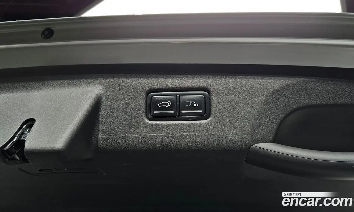 Kia Carnival 2024 1.6 автомат (гидро), фото 26