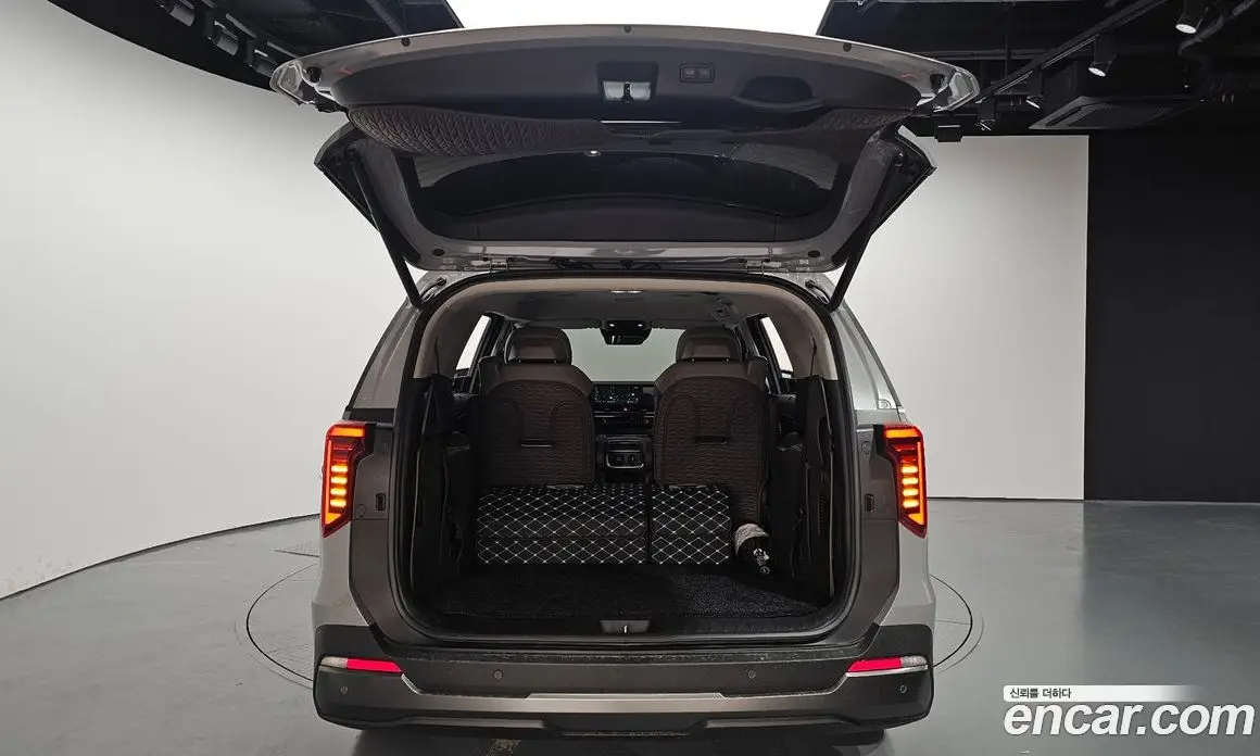 Kia Carnival 2025 2.2 автомат (гидро), фото 26