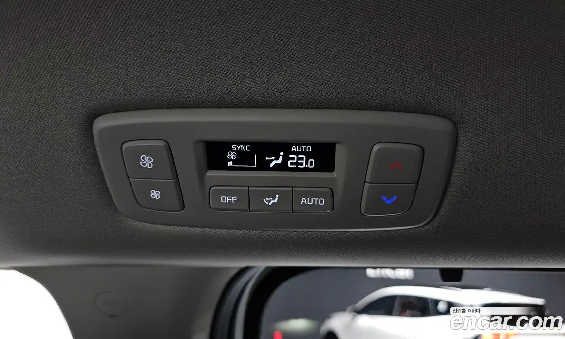 Kia Carnival 2025 2.2 автомат (гидро), фото 28