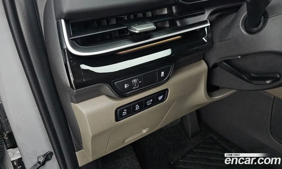 Kia Carnival 2025 2.2 автомат (гидро), фото 30