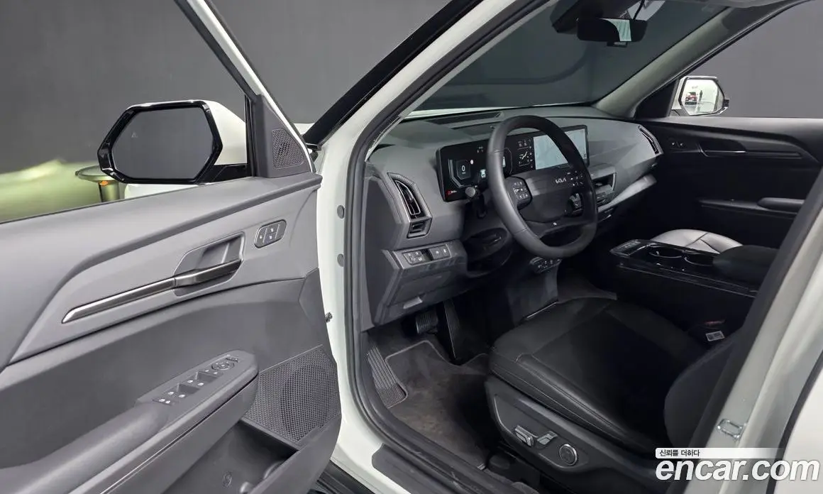 Kia EV5 2025 0.2 автомат (гидро), фото 13 Kia EV5 2025 0.2 автомат (гидро), фото 13