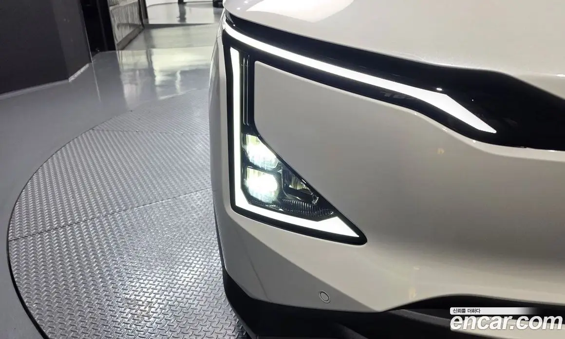 Kia EV5 2025 0.2 автомат (гидро), фото 8 Kia EV5 2025 0.2 автомат (гидро), фото 8