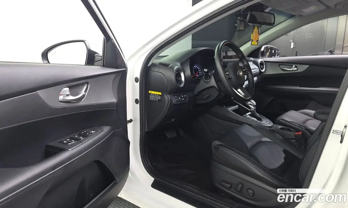 Kia K3 2020 1.6 автомат (гидро), фото 13 Kia K3 2020 1.6 автомат (гидро), фото 13