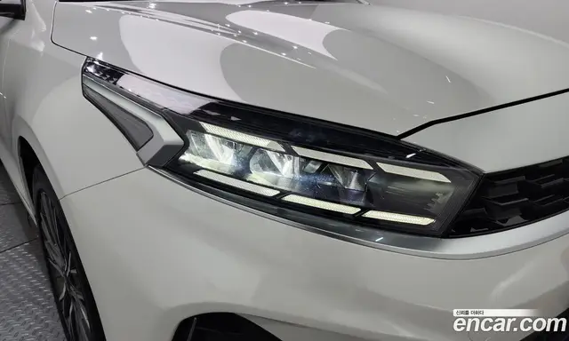 Kia K3 2023 1.6 автомат (гидро), миниатюра 8 Kia K3 2023 1.6 автомат (гидро), миниатюра 8