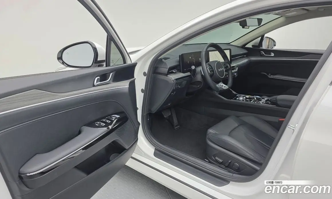 Kia K5 (Optima) 2024 1.6 автомат (гидро), фото 10 Kia K5 (Optima) 2024 1.6 автомат (гидро), фото 10