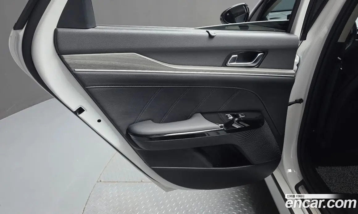 Kia K5 (Optima) 2025 1.6 автомат (гидро), фото 15 Kia K5 (Optima) 2025 1.6 автомат (гидро), фото 15