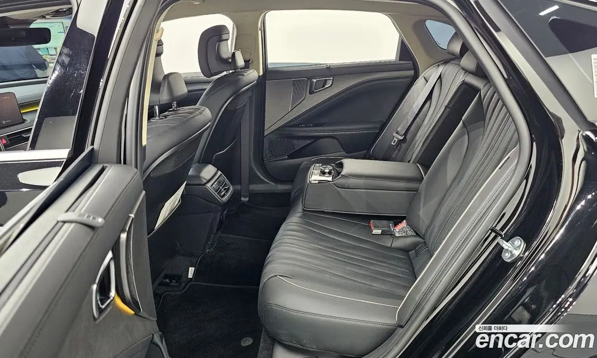 Kia K8 2025 2.5 автомат (гидро), фото 12 Kia K8 2025 2.5 автомат (гидро), фото 12