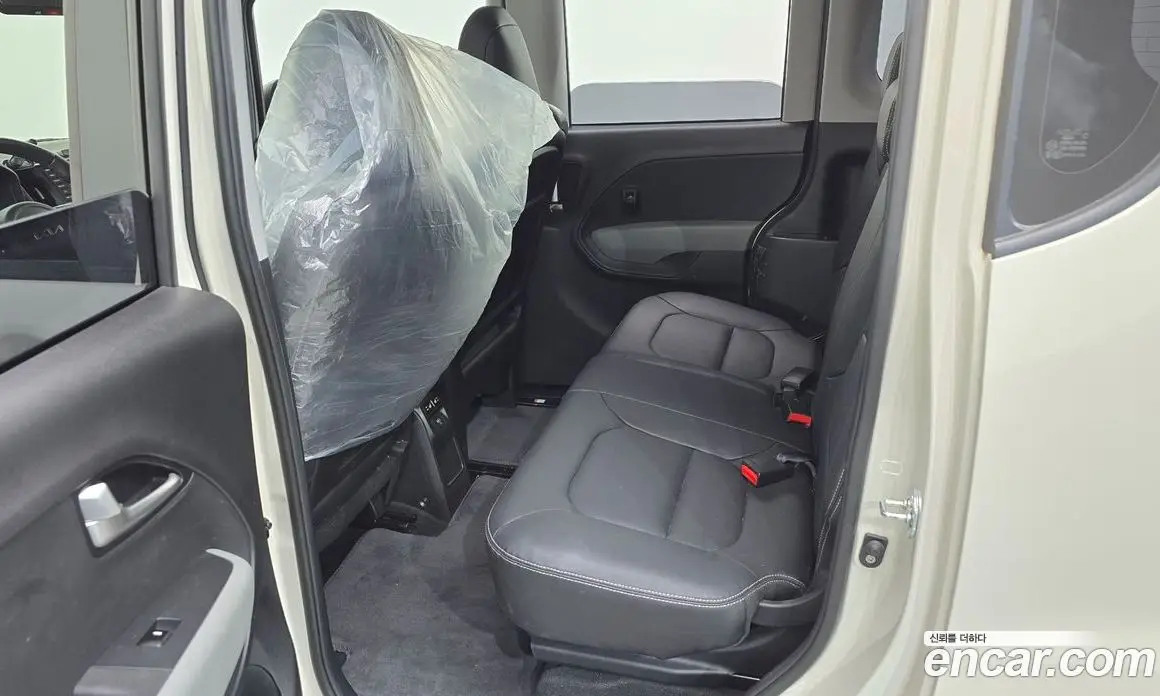 Kia Ray 2023 1.0 автомат (гидро), фото 24