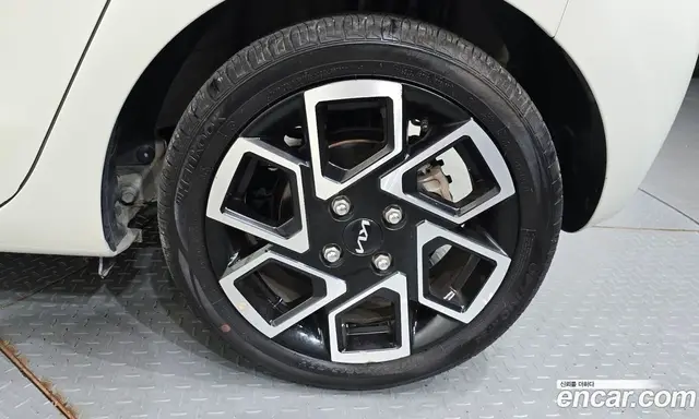 Kia Ray 2023 1.0 автомат (гидро), миниатюра 7
