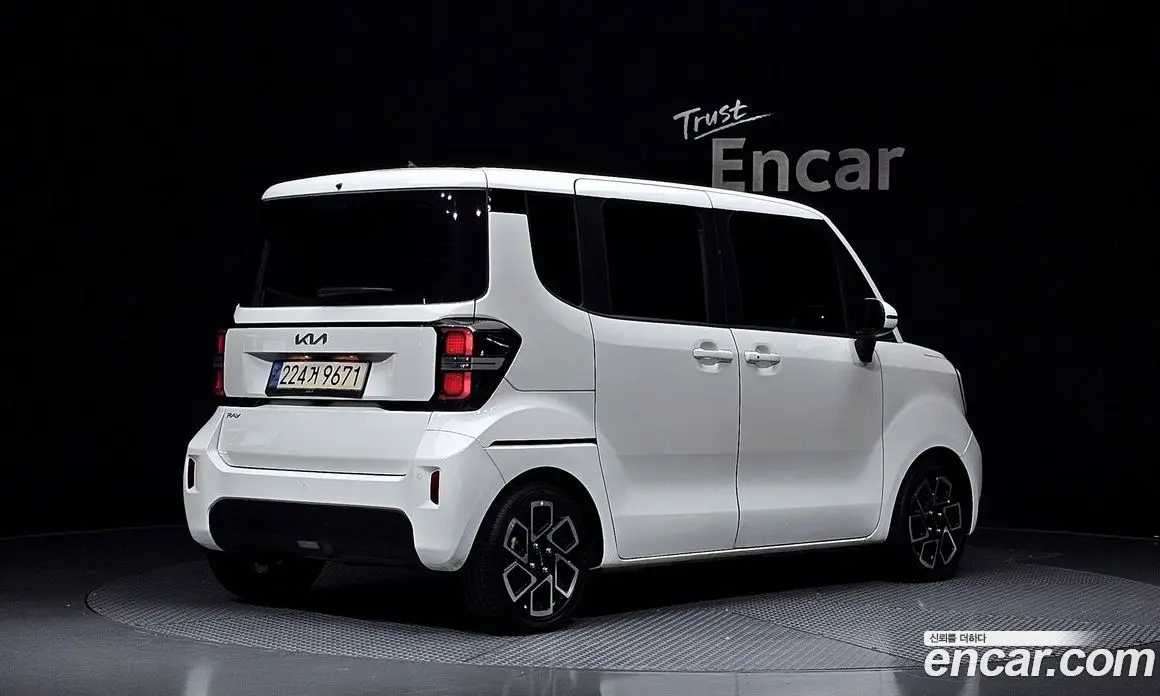 Kia Ray 2023 1.0 автомат (гидро), фото 2 Kia Ray 2023 1.0 автомат (гидро), фото 2