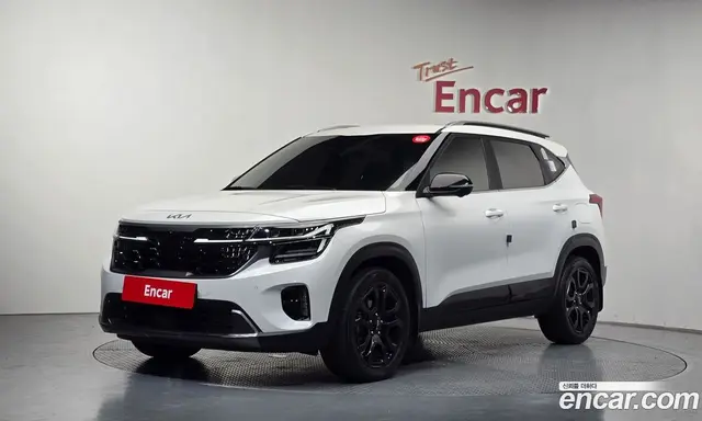 Kia Seltos 2024 2.0 автомат (гидро), миниатюра 1 Kia Seltos 2024 2.0 автомат (гидро), миниатюра 1