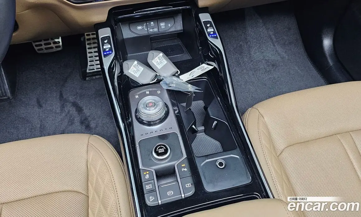 Kia Sorento 2024 1.6 автомат (гидро), фото 12 Kia Sorento 2024 1.6 автомат (гидро), фото 12