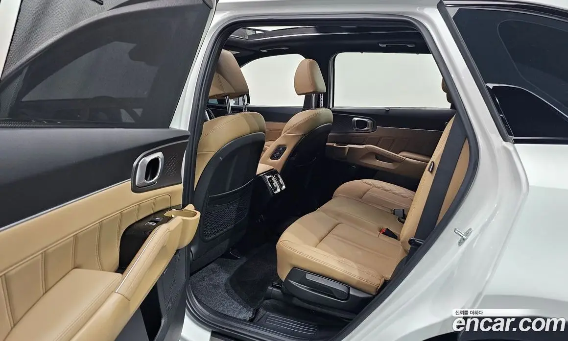 Kia Sorento 2024 1.6 автомат (гидро), фото 17 Kia Sorento 2024 1.6 автомат (гидро), фото 17