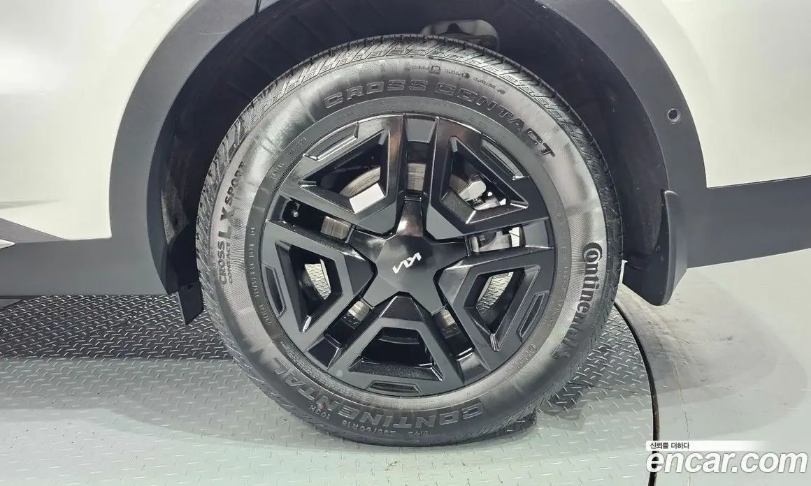 Kia Sorento 2024 1.6 автомат (гидро), фото 7 Kia Sorento 2024 1.6 автомат (гидро), фото 7