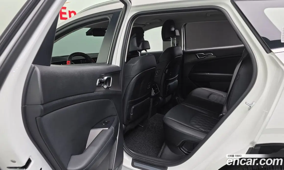 Kia Sportage 2025 2.0 автомат (гидро), фото 28 Kia Sportage 2025 2.0 автомат (гидро), фото 28