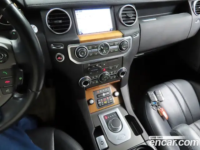 Land Rover Discovery 2013 3.0 автомат (гидро), миниатюра 11 Land Rover Discovery 2013 3.0 автомат (гидро), миниатюра 11