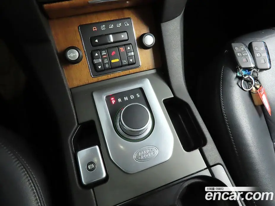Land Rover Discovery 2013 3.0 автомат (гидро), фото 13 Land Rover Discovery 2013 3.0 автомат (гидро), фото 13