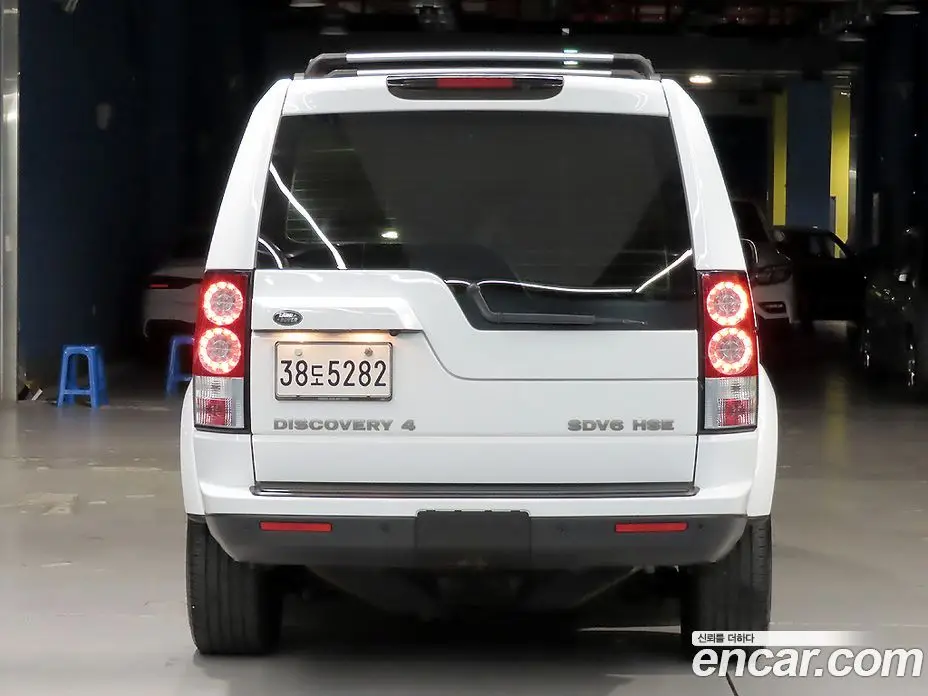 Land Rover Discovery 2013 3.0 автомат (гидро), фото 3 Land Rover Discovery 2013 3.0 автомат (гидро), фото 3