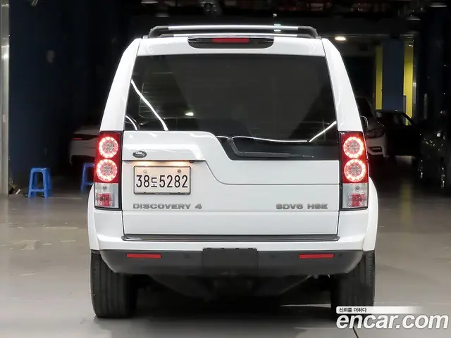 Land Rover Discovery 2013 3.0 автомат (гидро), миниатюра 3 Land Rover Discovery 2013 3.0 автомат (гидро), миниатюра 3